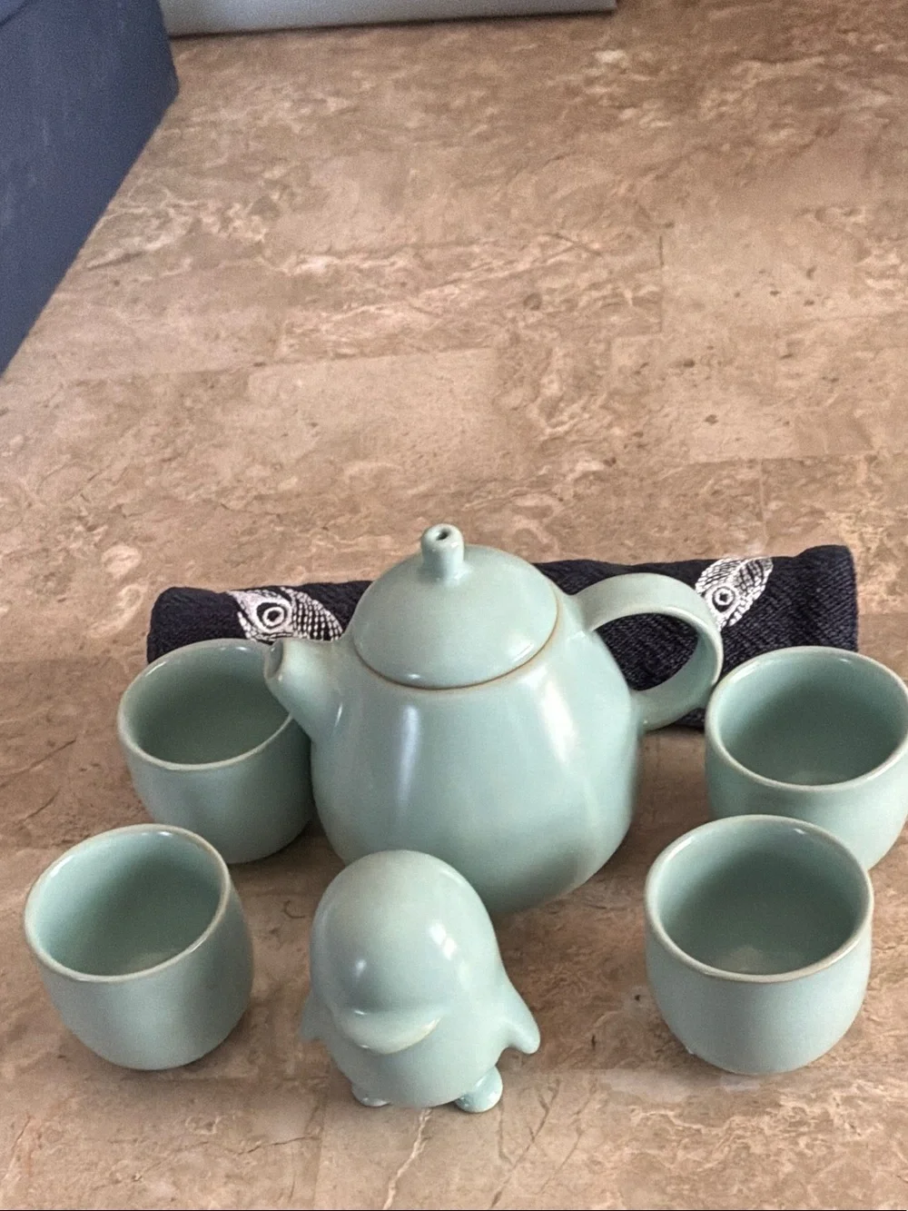 Tencent Celadon Green Japanese Tea Set in Navy Presentation Box